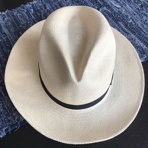 PRICE DROP! Stretchy Panama Hat!